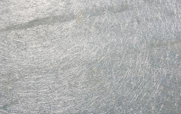 Woolpit laminate fibreglass or shingles?